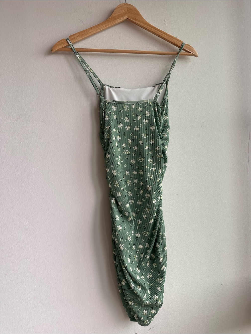 Green Floral Ruched Bodycon Dress - Brand: - Picture 8 of 8